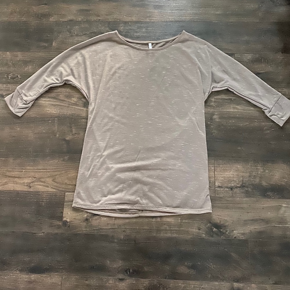 Pinkblush 3/4 sleeve heathered maternity shirt
